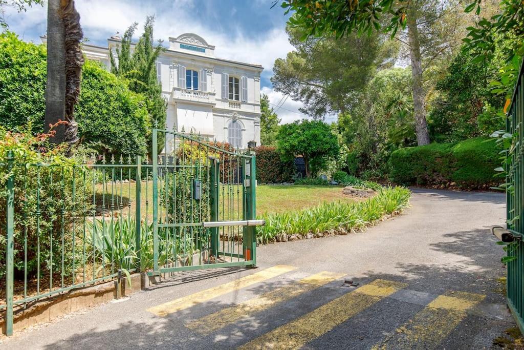 L'Annonciade-Calme-Terrasse-Parking Apartment Cannes Ngoại thất bức ảnh